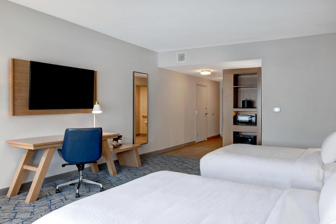 Fairfield By Marriott Inn & Suites Minneapolis Downtown ภายนอก รูปภาพ