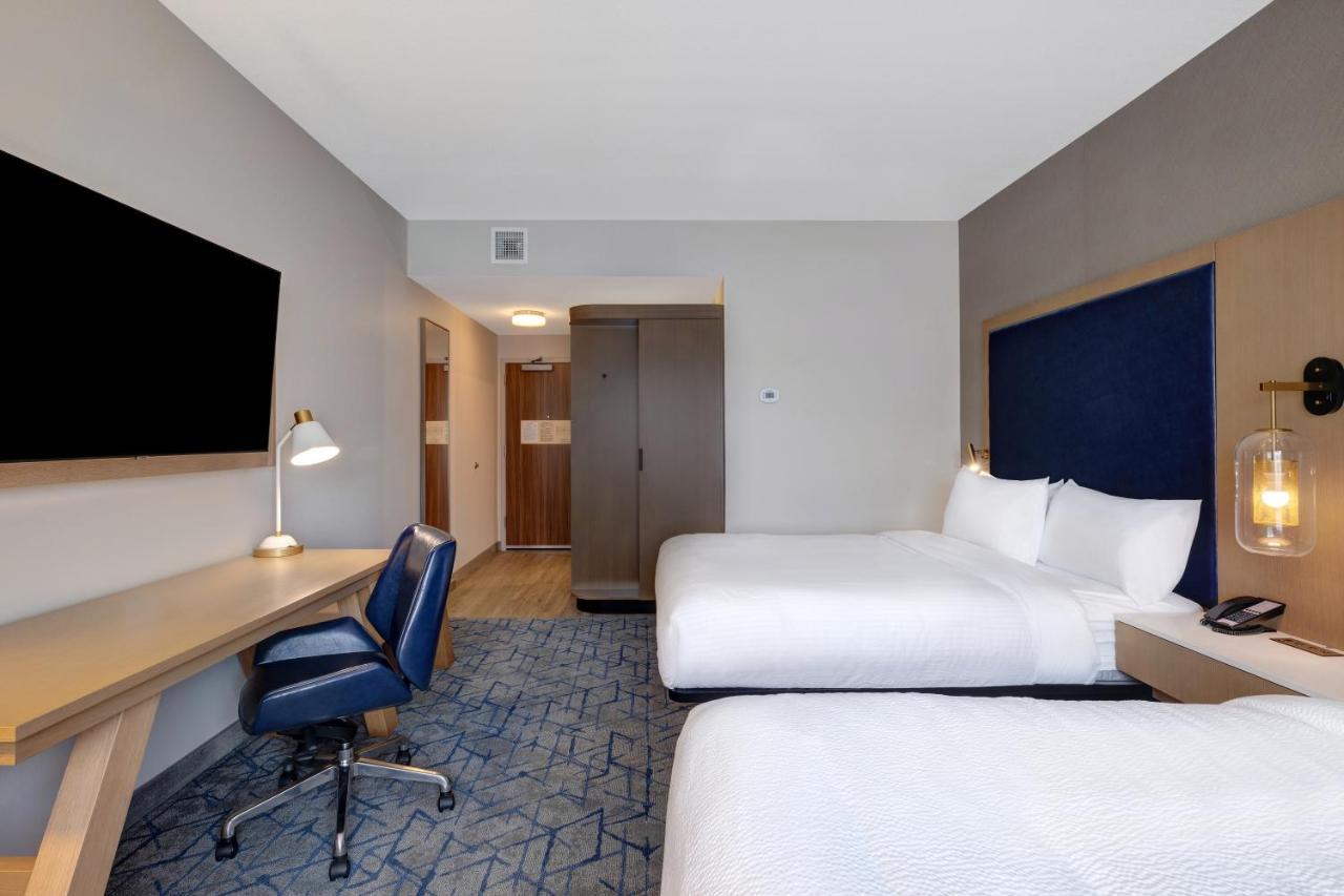 Fairfield By Marriott Inn & Suites Minneapolis Downtown ภายนอก รูปภาพ