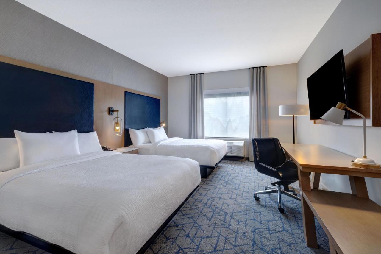 Fairfield By Marriott Inn & Suites Minneapolis Downtown ภายนอก รูปภาพ